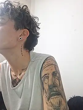 megan NL online show from December 4, 2025, 5:12 pm