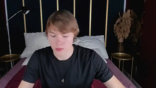 DonaldWoon online show from November 23, 2025, 10:36 am