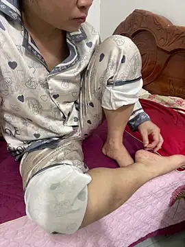 suna218 online show from December 5, 2025, 3:10 pm