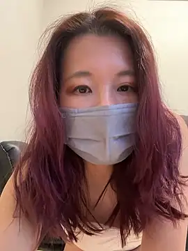 Snapshot of nana_na425 chatting on January 13, 2026, 12:58 am nana na425 online show from January 13, 2026, 12:58 am