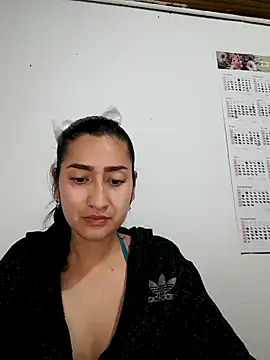 Snapshot of Marilyn_1-2 chatting on December 17, 2025, 1:10 am Marilyn 1-2 online show from December 17, 2025, 1:10 am