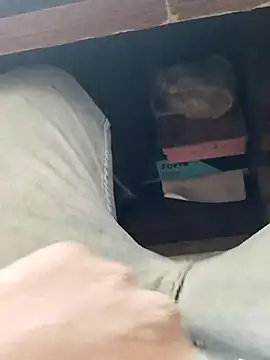 Snapshot of Roy___121 chatting on November 30, 2025, 6:36 am Roy 121 online show from November 30, 2025, 6:36 am