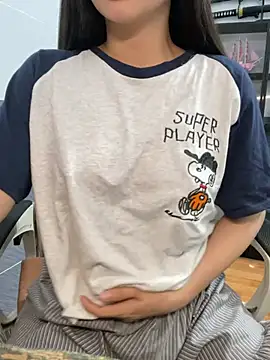 XndSeraphina online show from March 28, 2026, 10:05 am