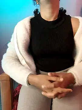 Snapshot of shapnam_00 chatting on December 1, 2025, 5:41 am shapnam 00 online show from December 1, 2025, 5:41 am