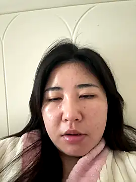 Snapshot of Momo168168 chatting on December 2, 2025, 1:39 am Momo168168 online show from December 2, 2025, 1:39 am