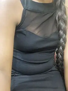 Snapshot of Simran_0011 chatting on November 23, 2025, 3:22 pm Simran 0011 online show from November 23, 2025, 3:22 pm