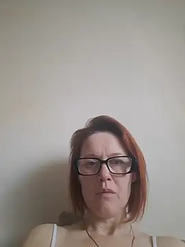 LanaOlbenst online show from March 25, 2026, 7:41 am