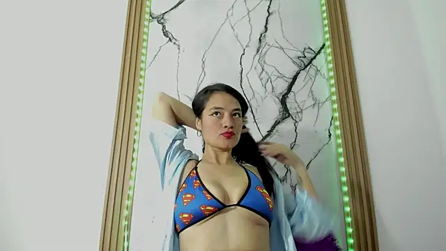 Snapshot of dulce_maria_hh chatting on November 20, 2025, 9:15 pm dulce maria hh online show from November 20, 2025, 9:15 pm