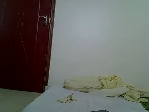 Snapshot of BellaStormi chatting on November 23, 2025, 4:11 am BellaStormi online show from November 23, 2025, 4:11 am