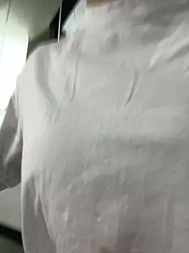 mitao xx online show from January 12, 2026, 3:13 am