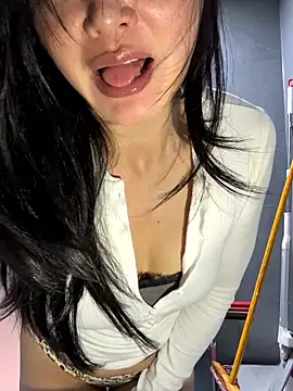 mitao xx online show from January 14, 2026, 7:45 am