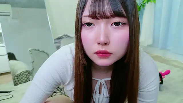 Snapshot of _Sakura_F chatting on April 24, 2026, 5:53 am Sakura F online show from April 24, 2026, 5:53 am