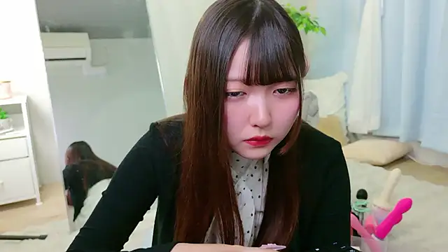 Snapshot of _Sakura_F chatting on May 6, 2026, 6:01 pm Sakura F online show from May 6, 2026, 6:01 pm
