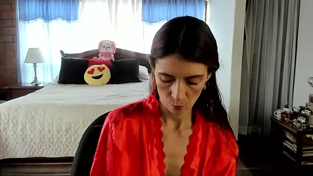 Charlotte-Willson online show from February 10, 2026, 3:44 pm