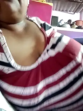 Snapshot of golugulu chatting on December 1, 2025, 9:32 am golugulu online show from December 1, 2025, 9:32 am