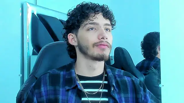 JojoBraando online show from November 28, 2025, 12:00 am