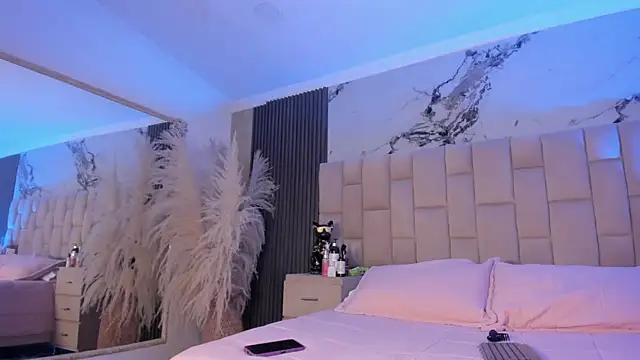 RenataMason online show from March 27, 2026, 10:11 pm