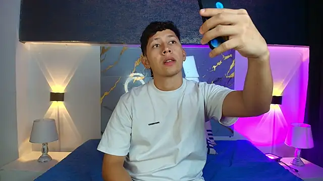 Abeel Ordaz online show from November 28, 2025, 7:14 pm