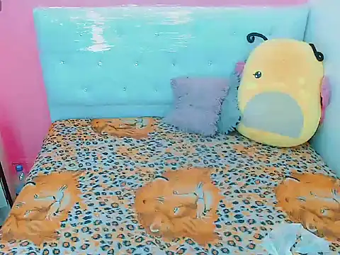 xwetdreamsx online show from January 14, 2026, 12:14 am