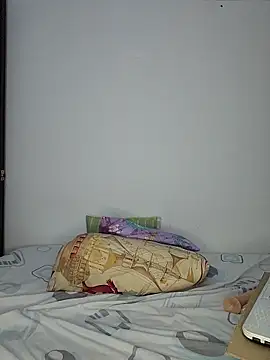 Snapshot of mila_curvy chatting on November 29, 2025, 10:26 am mila curvy online show from November 29, 2025, 10:26 am