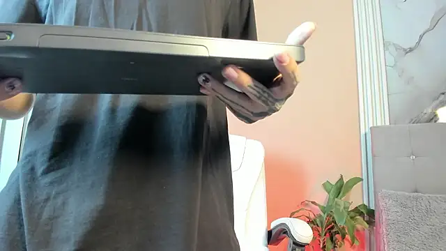 eren jeager online show from March 11, 2026, 1:21 am