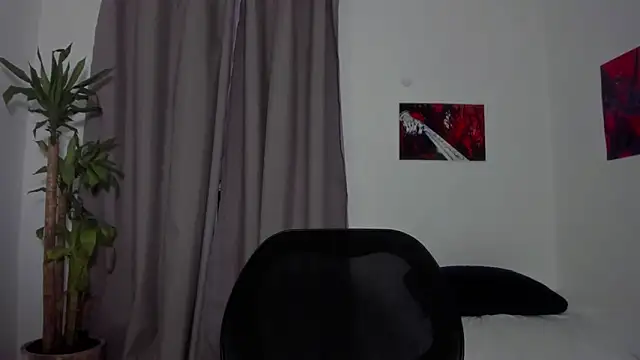 Catty Noir online show from March 26, 2026, 3:38 am