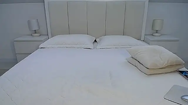 Snapshot of Milena29 chatting on November 6, 2025, 6:06 am Milena29 online show from November 6, 2025, 6:06 am