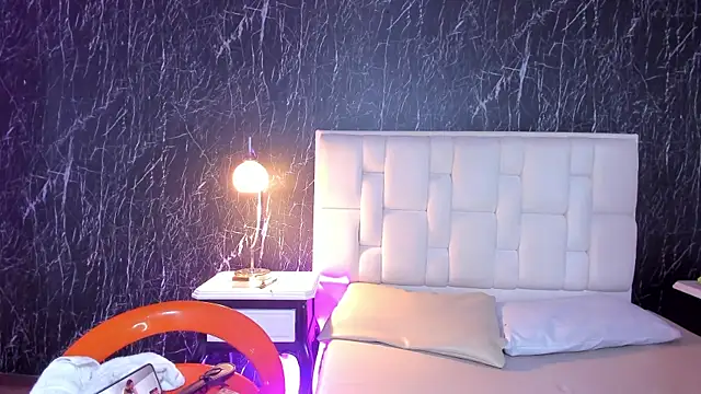 Snapshot of ClarissaMorreti chatting on November 28, 2025, 2:28 pm ClarissaMorreti online show from November 28, 2025, 2:28 pm