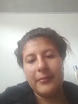 AnaMaria-12 online show from November 25, 2025, 7:47 pm