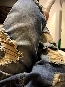 1Panini21 online show from December 18, 2025, 6:07 am