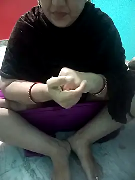 Priya 089 online show from December 22, 2025, 4:56 am