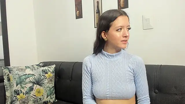 Violeta Gracee online show from November 27, 2025, 10:43 pm