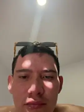 Snapshot of montewi chatting on November 23, 2025, 12:37 pm montewi online show from November 23, 2025, 12:37 pm