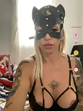 Snapshot of ledysex69 chatting on May 18, 2026, 1:05 pm ledysex69 online show from May 18, 2026, 1:05 pm