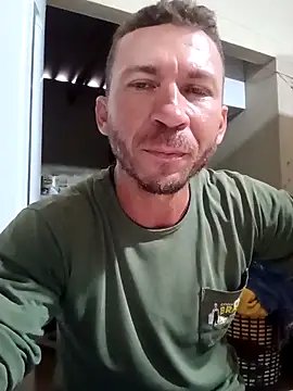 RobertoLuiz84 online show from February 16, 2026, 5:00 pm