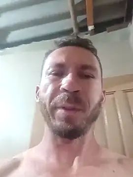 RobertoLuiz84 online show from February 22, 2026, 12:57 am