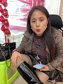 Snapshot of tianwei2567 chatting on December 1, 2025, 5:41 am tianwei2567 online show from December 1, 2025, 5:41 am