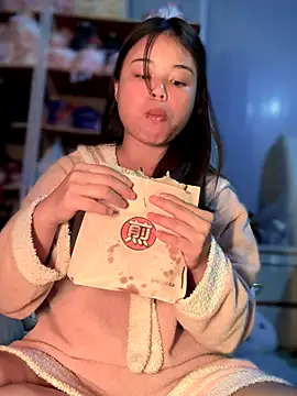 Toffee-00 online show from November 30, 2025, 10:38 am