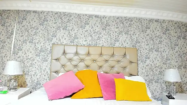 Snapshot of NicolaiKarav chatting on November 26, 2025, 10:04 am NicolaiKarav online show from November 26, 2025, 10:04 am