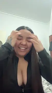 princezzc online show from December 3, 2025, 2:23 am