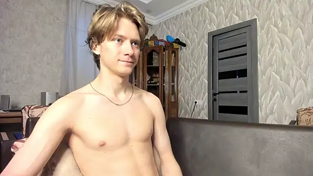 Snapshot of milkiwvy chatting on June 5, 2026, 1:54 am milkiwvy online show from June 5, 2026, 1:54 am
