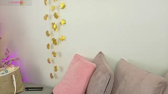 Snapshot of Ambar_Carter chatting on December 3, 2025, 3:40 am Ambar Carter online show from December 3, 2025, 3:40 am