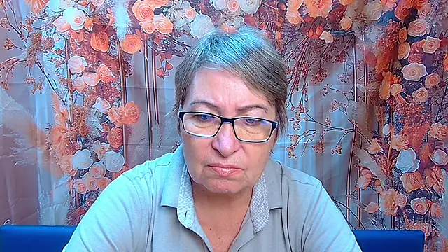 Snapshot of OlgaLuck chatting on December 1, 2025, 6:03 am OlgaLuck online show from December 1, 2025, 6:03 am