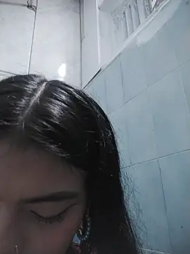 NIKIBUNNY online show from March 18, 2026, 12:30 pm