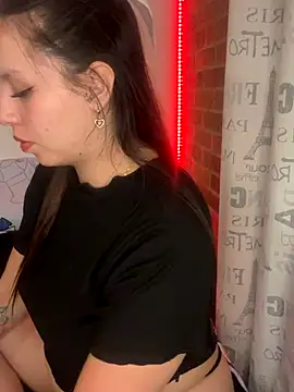 ValeryPalmer online show from December 1, 2025, 11:38 pm