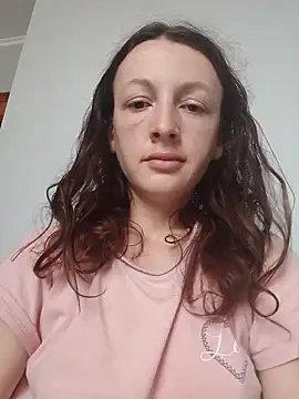 Snapshot of AlisKiv chatting on November 22, 2025, 9:52 am AlisKiv online show from November 22, 2025, 9:52 am