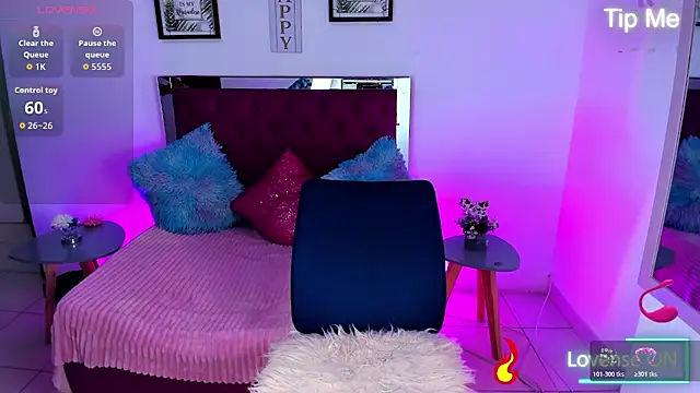 Samantha  F W online show from February 24, 2026, 9:59 pm