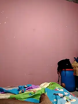 Snapshot of shan-mali chatting on December 13, 2025, 8:37 pm shan-mali online show from December 13, 2025, 8:37 pm