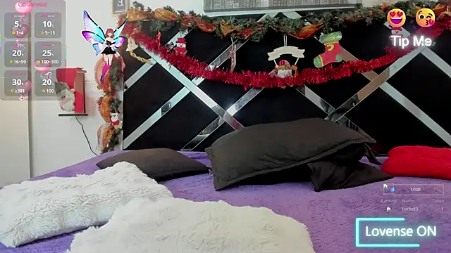 Snapshot of mask_red_girl chatting on December 4, 2025, 12:59 pm mask red girl online show from December 4, 2025, 12:59 pm