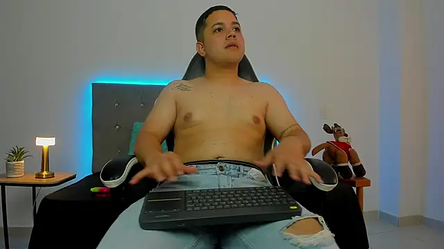 bry hill online show from November 28, 2025, 1:22 pm